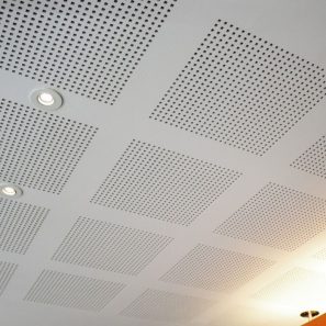 Gypsum perforado cuadrado y circular